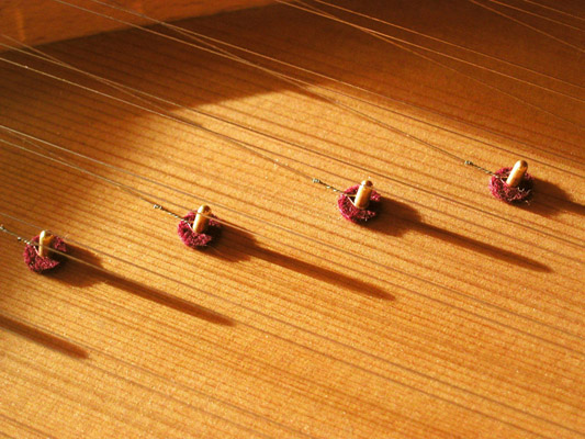 4' hitchpins in the Hubbard-Di Veroli harpsichord